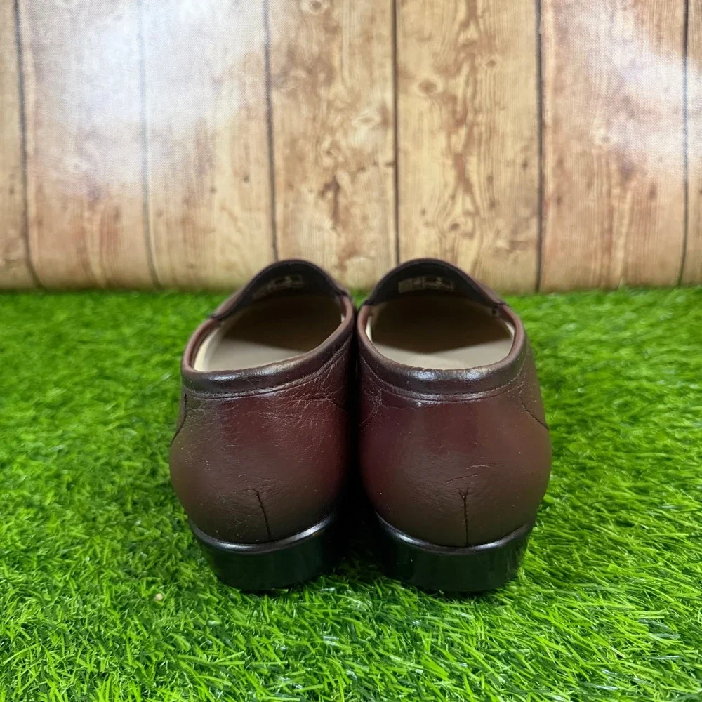 SAS Siesta Loafers Womens Size 9 Medium Burgundy Leather Comfort Slip On